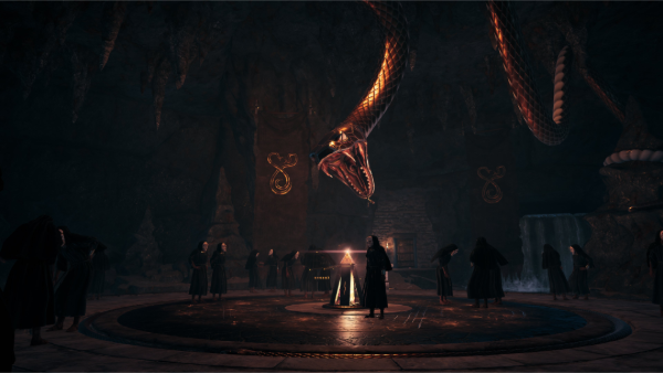 Serpiente gigante y gente con capas y ocultando sus rostros con máscaras